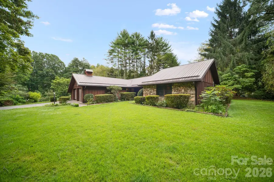 140 Redwood Street, Brevard, NC 28712 - #3