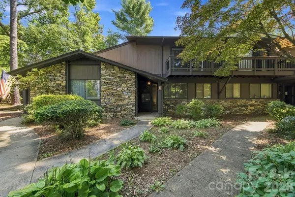 98 Laurelwood Circle W #6, Hendersonville, NC 28791