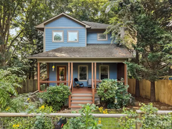 56 Harvard Place, Asheville, NC 28806
