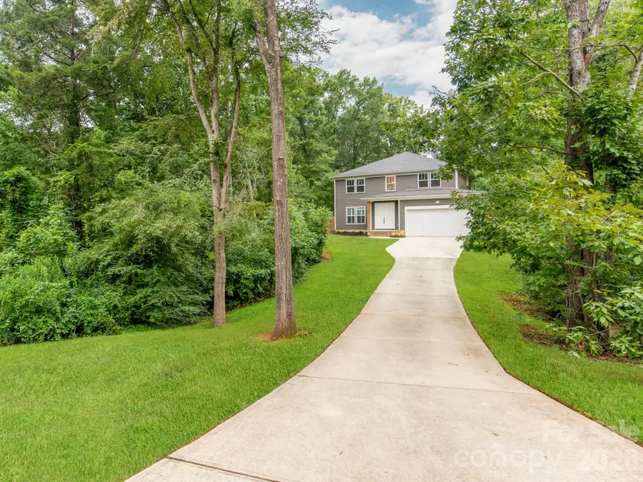 3021 Cresthill Drive, Charlotte, NC 28212 - #2