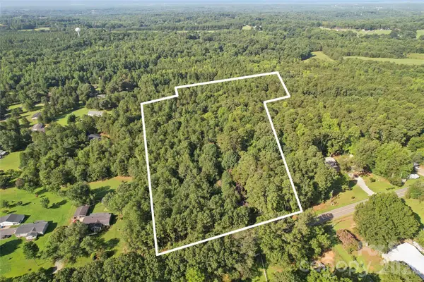 10505 Earnhardt Lake Road, Davidson, NC 28036