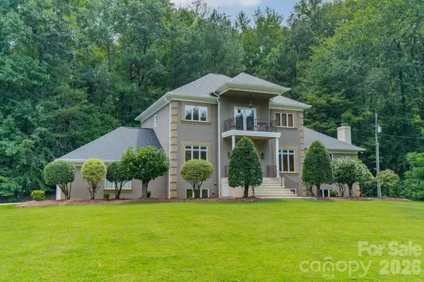 624 Springbrook Avenue Ne, Concord, NC 28025