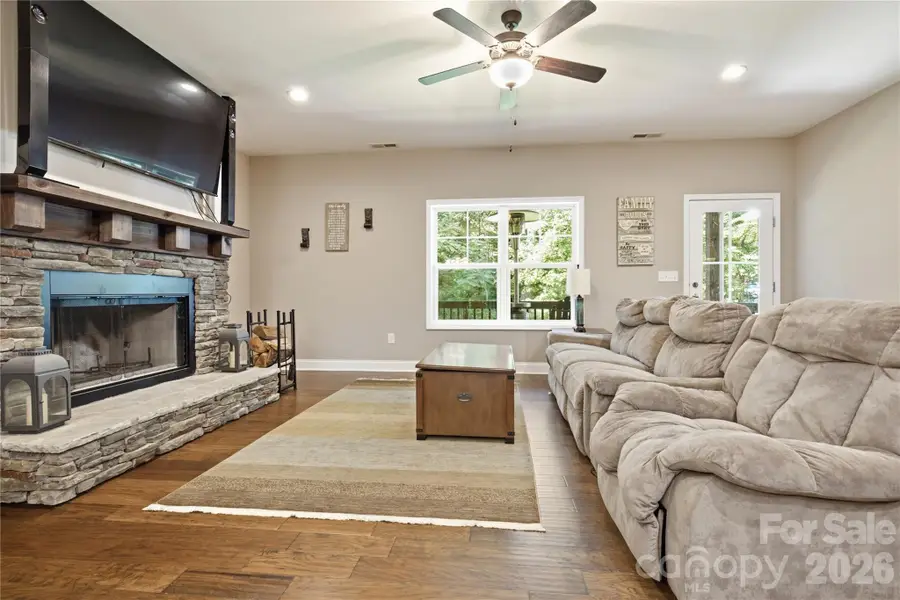 72 Summer Shade Court, Hendersonville, NC 28792 - #2