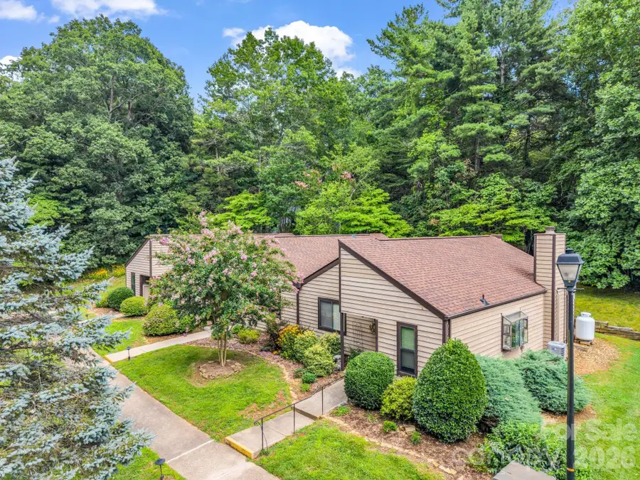 7 Woodlands Drive, Black Mountain, NC 28711 - #2