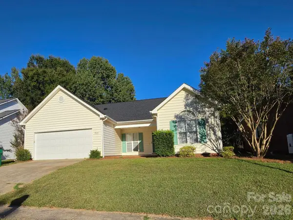 7515 Starvalley Drive, Charlotte, NC 28210