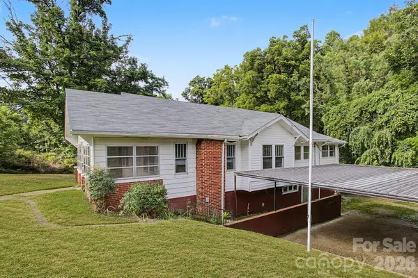 47 Stone Cottage Road, Mars Hill, NC 28754