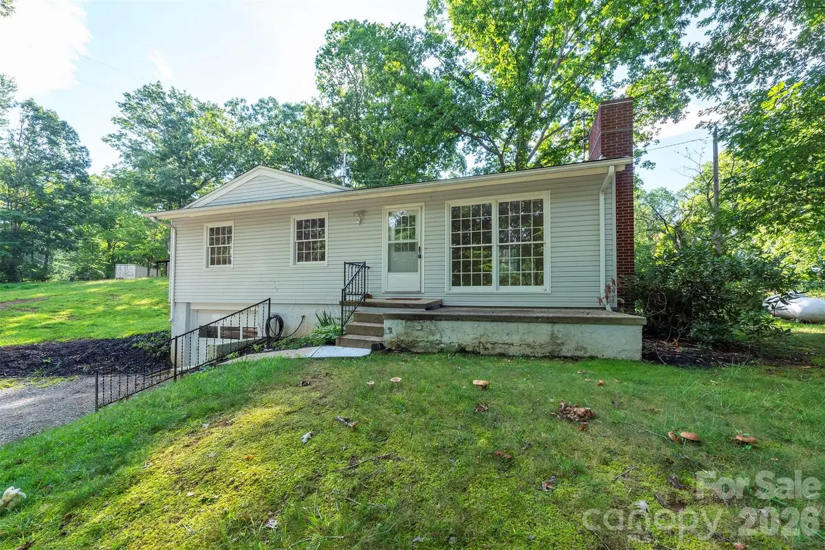 76 Maple Springs Road, Asheville, NC 28805 - #1