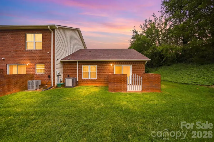 102 Brandywine Drive Ne #M-1, Conover, NC 28613 - #2