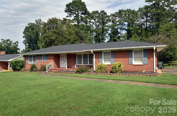 1036 S Rowan Circle, Salisbury, NC 28146