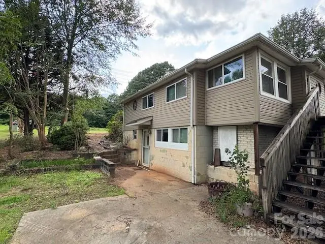509 21st Street Se, Hickory, NC 28602 - #3