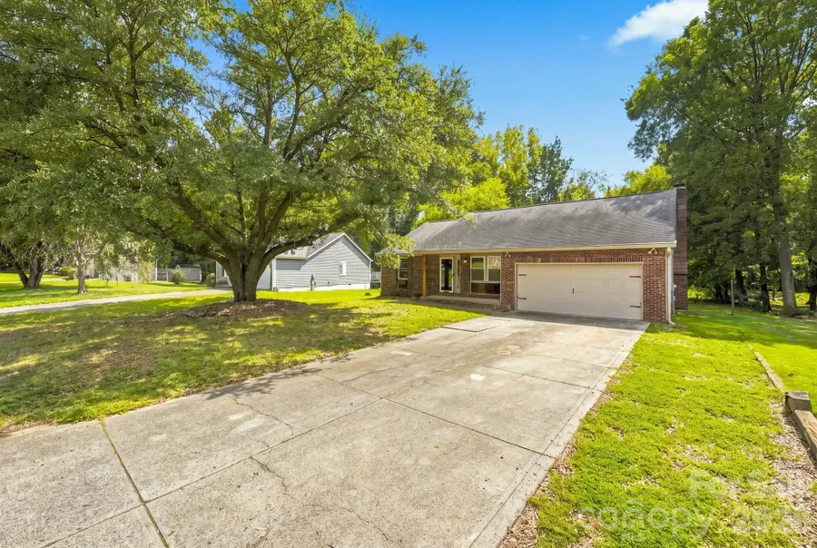 11407 Antebellum Drive, Charlotte, NC 28273 - #2