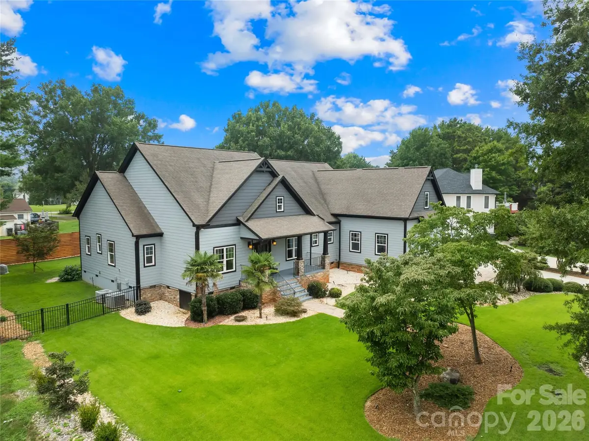 129 Aqua Drive, Mooresville, NC 28117 - #1