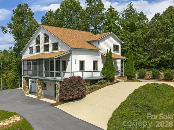 248 Wisdom Cove Road, Flat Rock, NC 28731