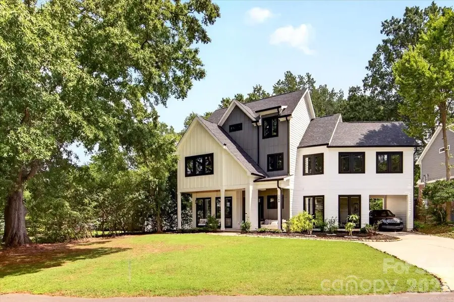 2200 Stratford Avenue, Charlotte, NC 28205 - #2