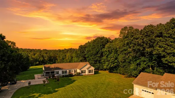 1910 Carl Fox Road, Taylorsville, NC 28681