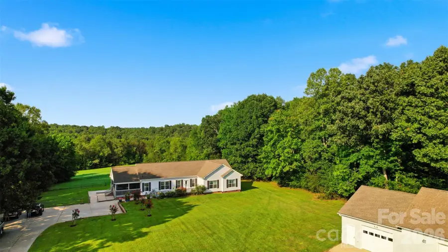 1910 Carl Fox Road, Taylorsville, NC 28681 - #2