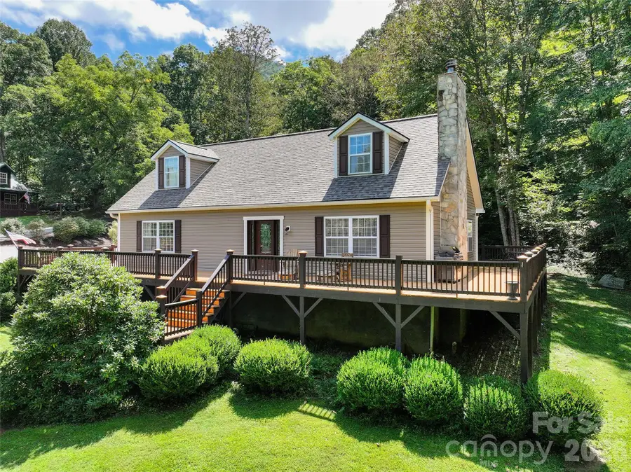 366 Sequoyah Drive, Waynesville, NC 28785 - #2
