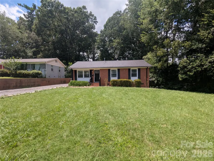 1814 Windham Place, Charlotte, NC 28205 - #2