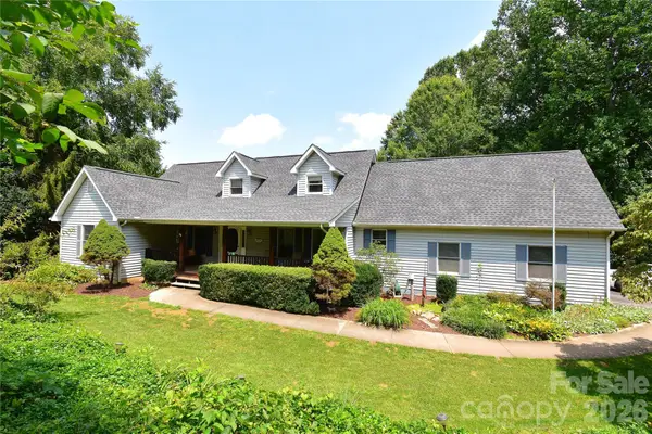 36 Cardinal Lane, Candler, NC 28715