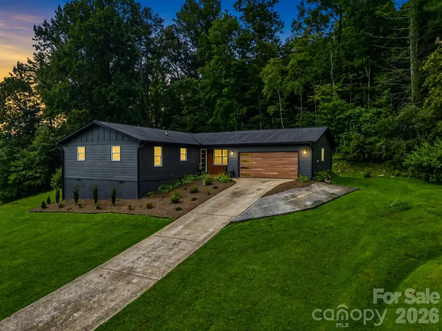 89 Hillview Circle, Brevard, NC 28712 - #2
