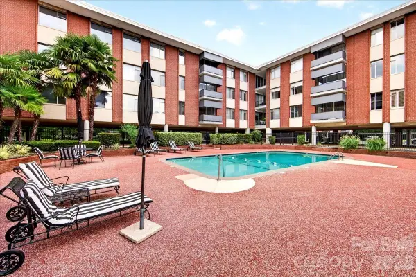 1300 Queens Road #209, Charlotte, NC 28207