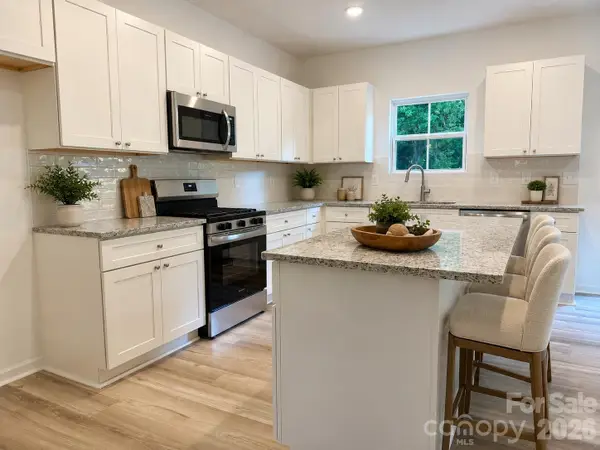 1575 Solitude Court, Kannapolis, NC 28081