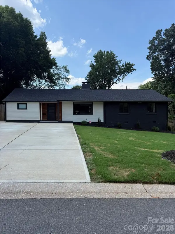 615 Manhasset Road, Charlotte, NC 28209