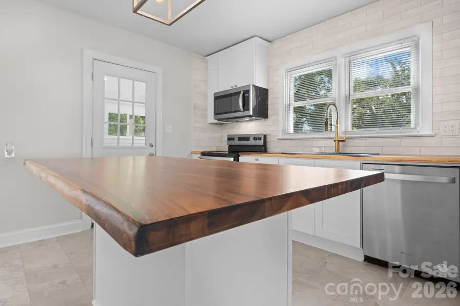 12 Ruth Avenue, Newton, NC 28658 - #2