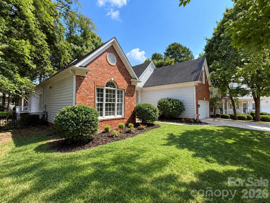 5508 Tullamore Lane, Charlotte, NC 28269 - #3
