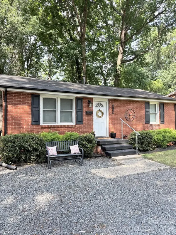 1801 Purser Drive, Charlotte, NC 28215