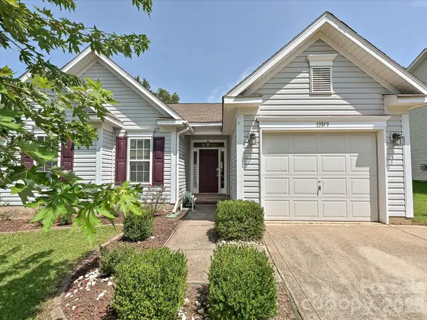 13939 Dingess Road, Charlotte, NC 28273