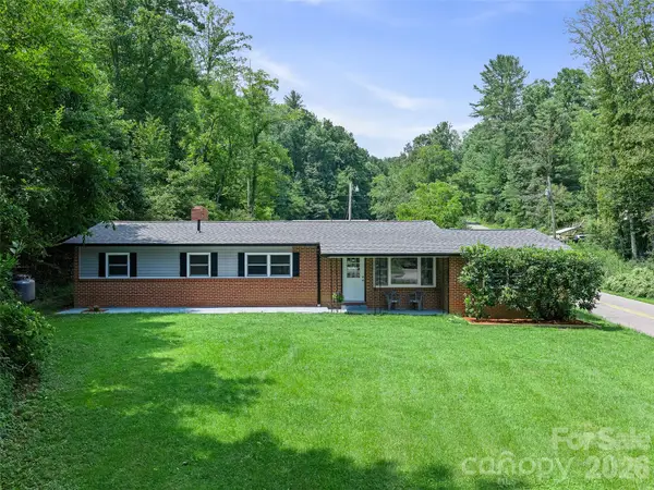 101 Sam Robertson Road, Burnsville, NC 28714