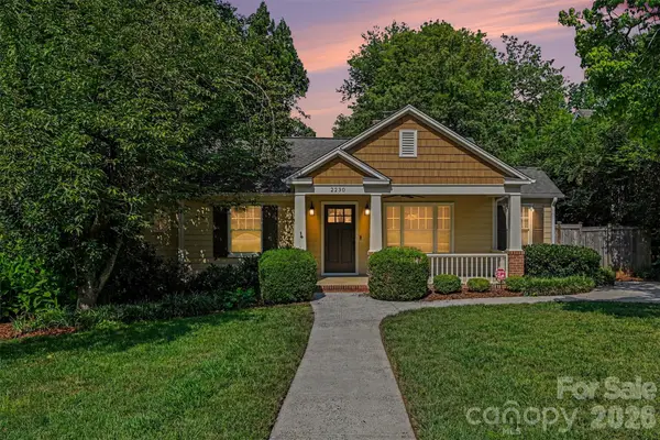 2230 Lockhart Drive, Charlotte, NC 28203