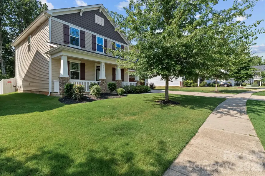7513 Meridale Forest Drive, Charlotte, NC 28269 - #3