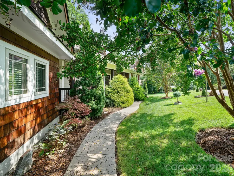 6 Oak Springs Drive, Arden, NC 28704 - #2