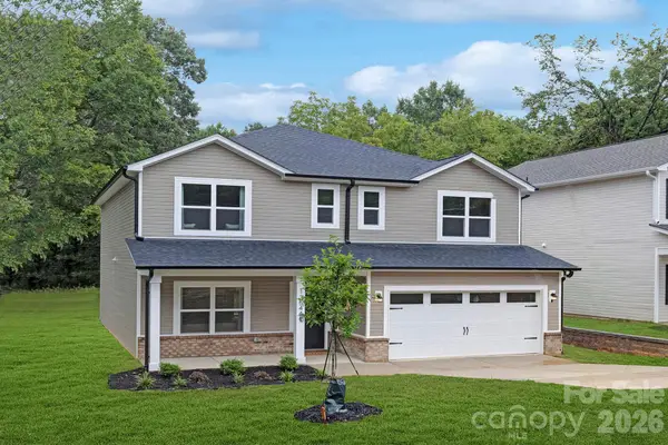 5041 San Francisco Circle, Charlotte, NC 28216