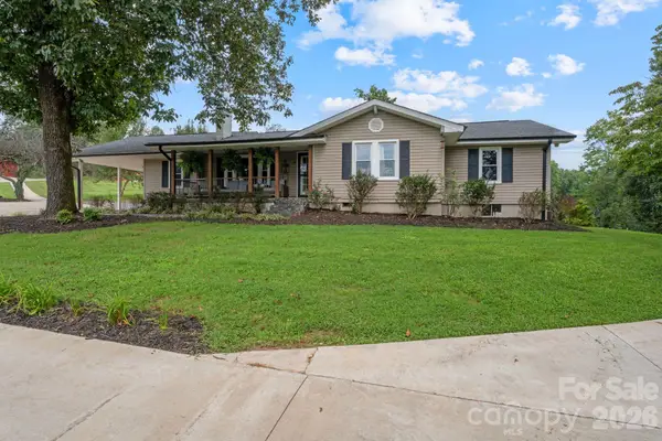 29 Pleasant Hill Road, Marion, NC 28752