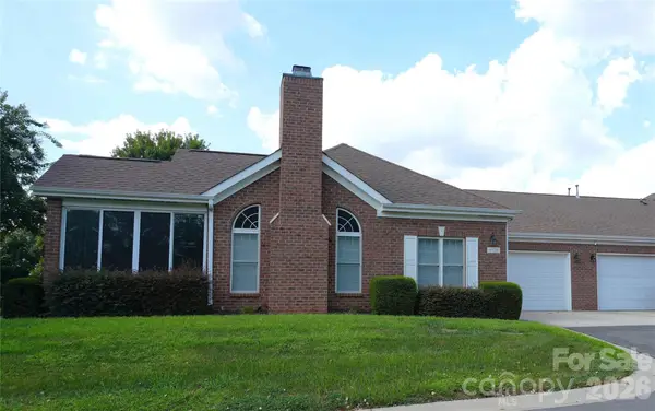 9920 Park Willow Drive, Charlotte, NC 28210