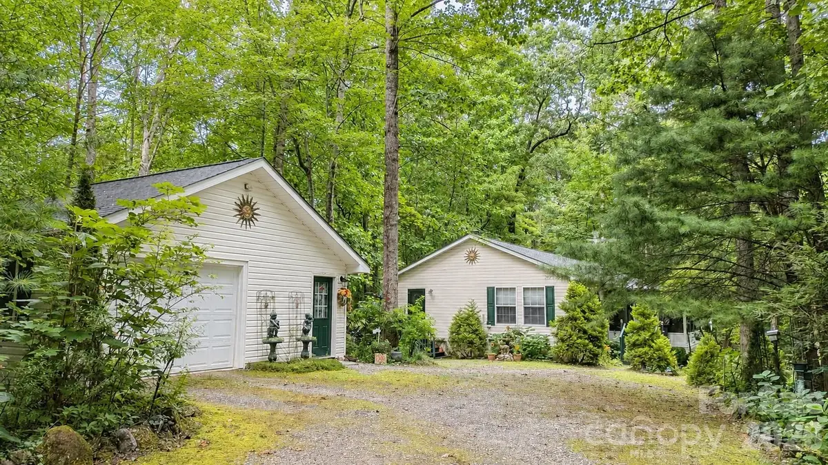 253 Royalwood Drive, Zirconia, NC 28790 - #1