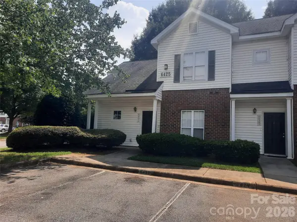6431 Mallard View Lane, Charlotte, NC 28269