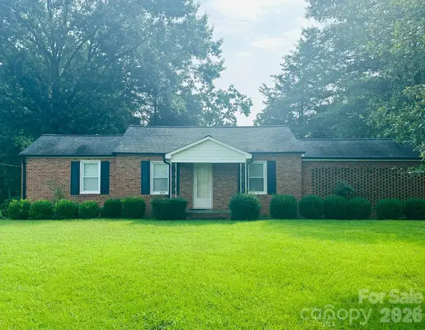 1952 N Nc 16 Business Highway, Denver, NC 28037