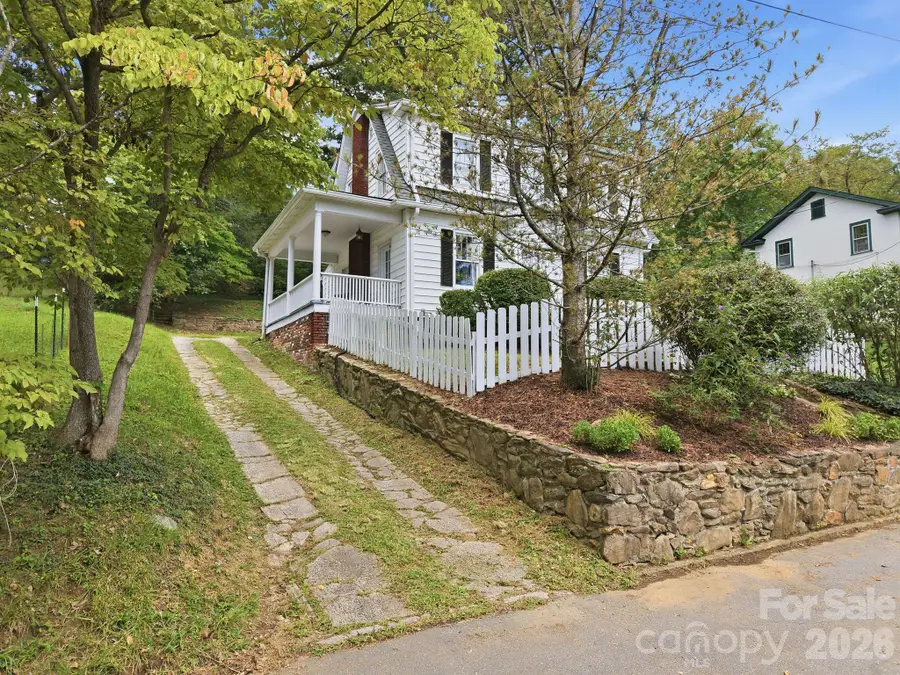 45 Woodvale Avenue, Asheville, NC 28804 - #3
