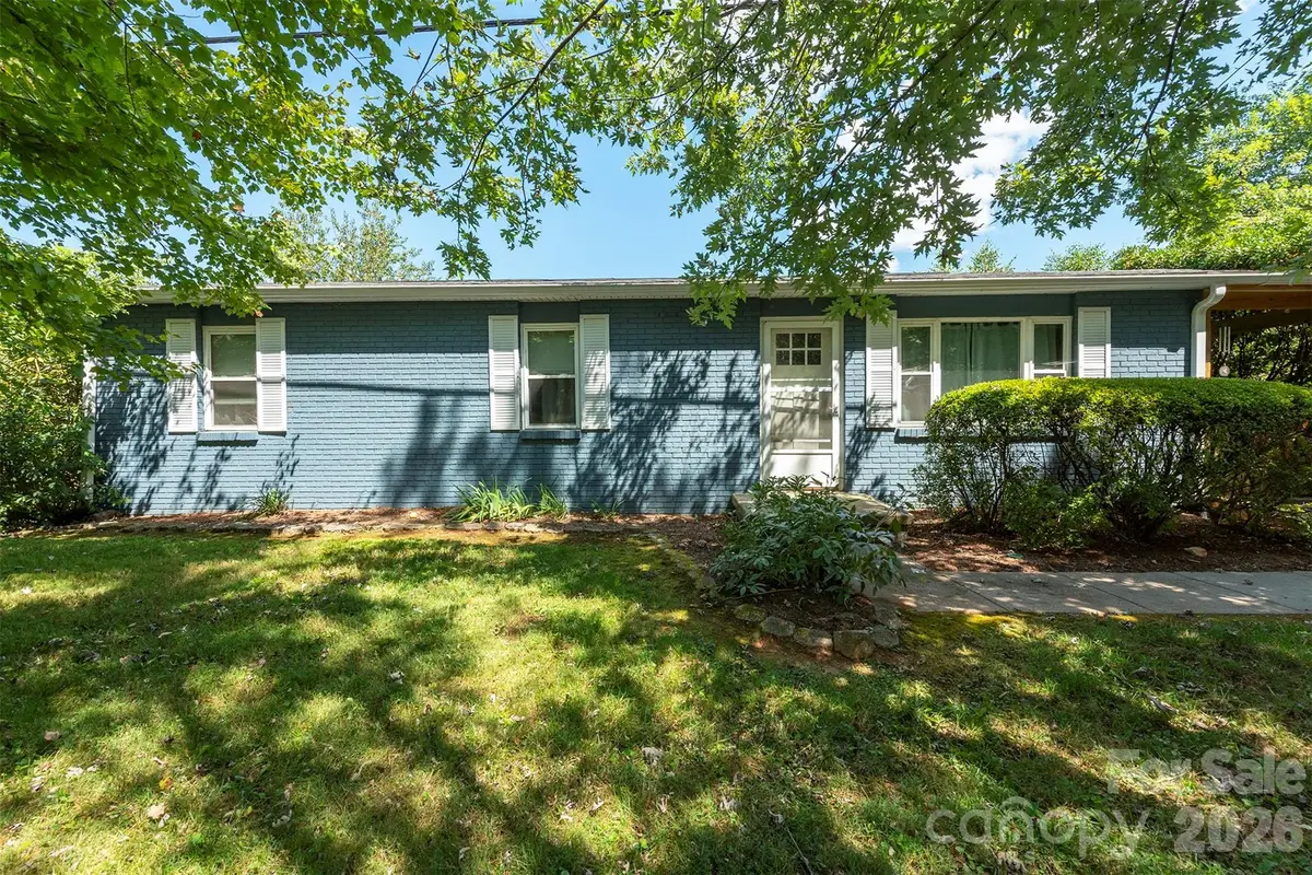 18 Hookers Gap Road, Candler, NC 28715 - #1