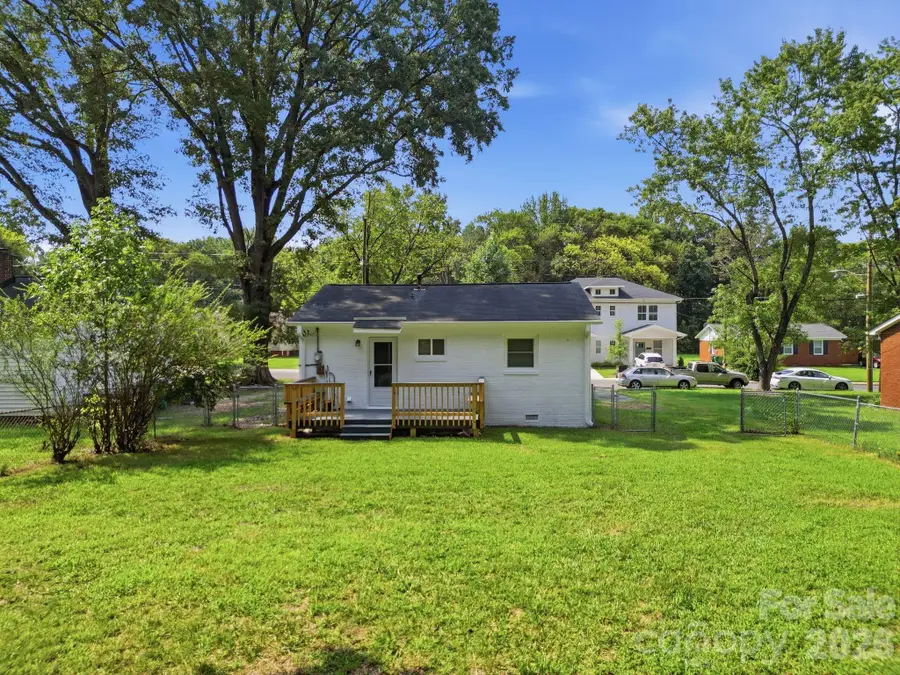 732 Wabash Avenue, Charlotte, NC 28208 - #3