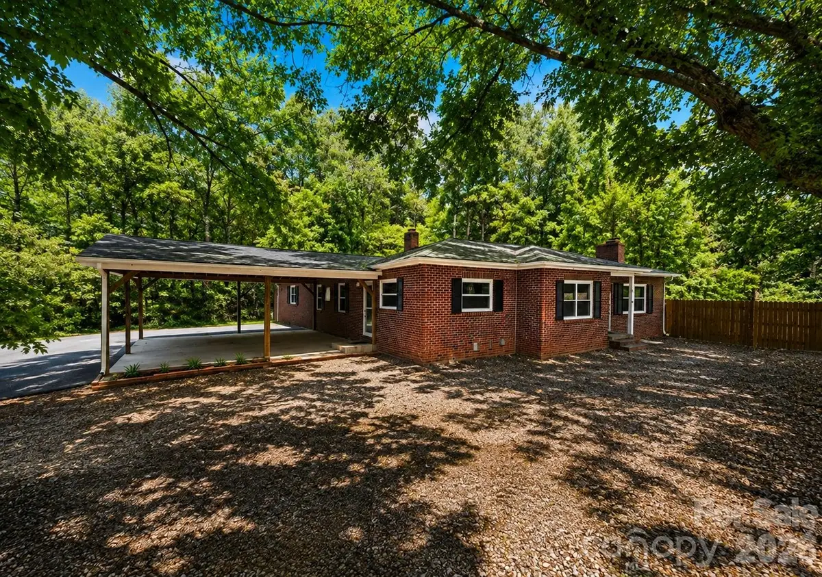1822 Blowing Rock Boulevard, Lenoir, NC 28645 - #1