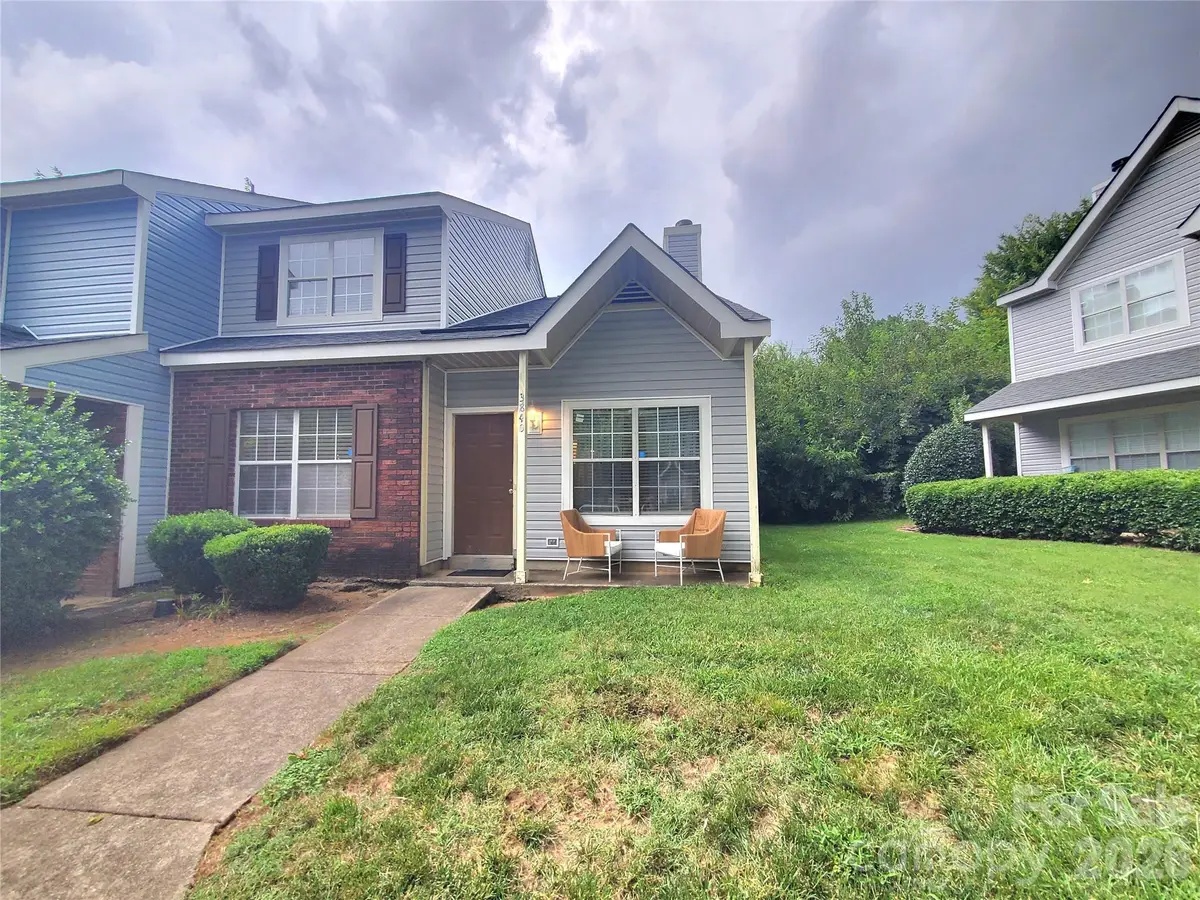 3840 Mosscroft Lane, Charlotte, NC 28215 - #1