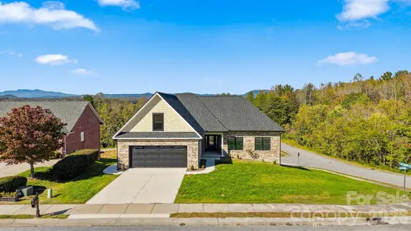 426 Huntington Woods Street Se, Lenoir, NC 28645