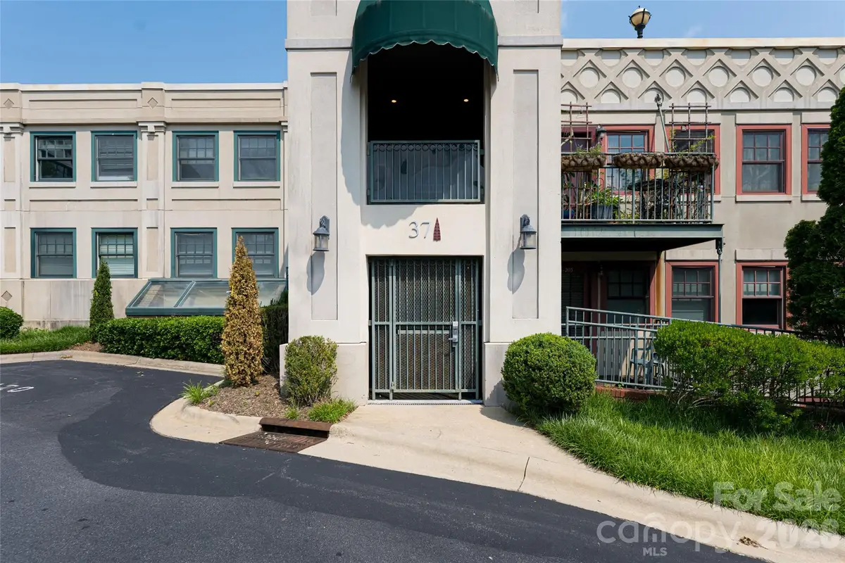 37 Hiawassee Street #W203, Asheville, NC 28801 - #1