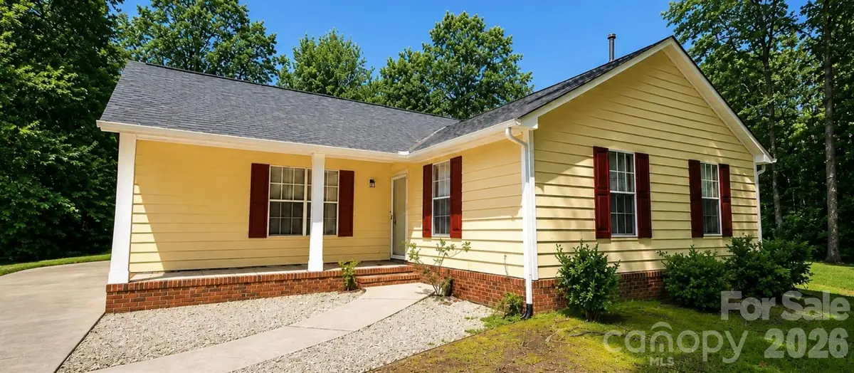 2208 Pinebrook Circle, Charlotte, NC 28208 - #1