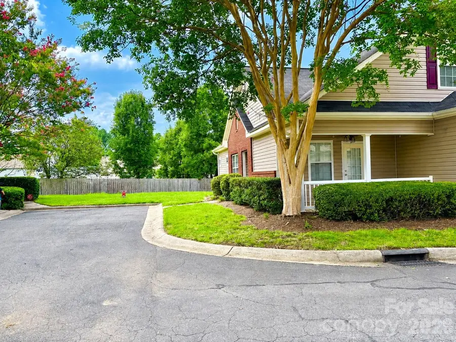 8946 Meadowmont View Drive, Charlotte, NC 28269 - #2